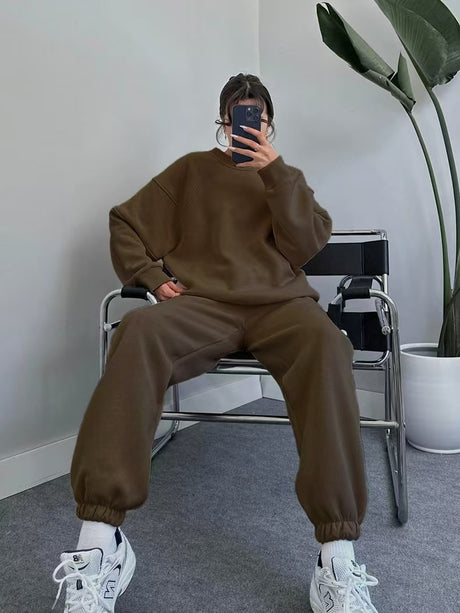 Solid color crew neck hooded long sleeve sweater loose pants suit